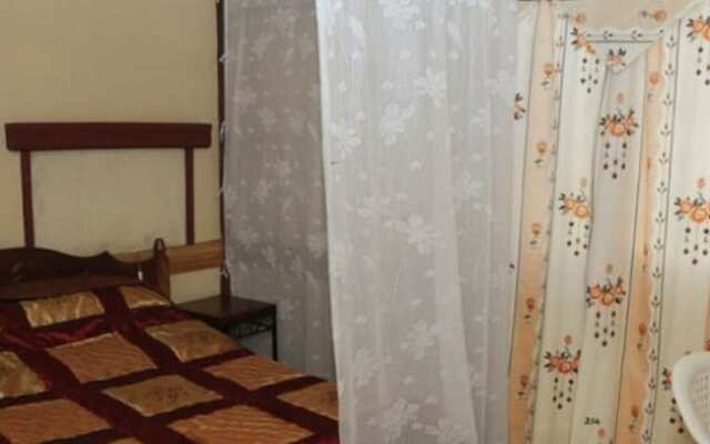 Maina Highway Hotel
