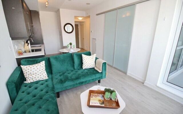 Executive 1 BD in the heart of Entertainment District