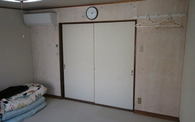 Tsushima Guest House - Hostel