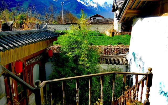 Lijiang Baisha Holiday Resort