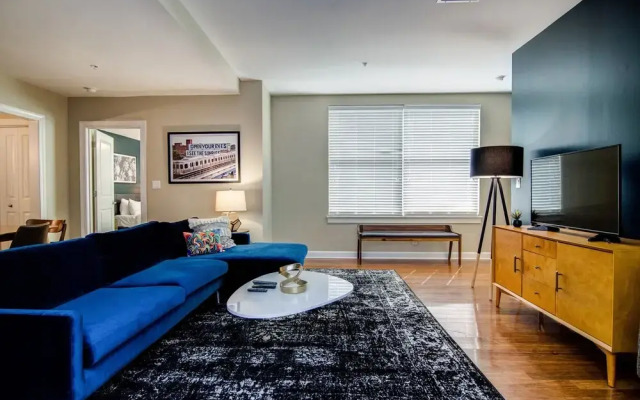 Abode Memphis - Downtown Madison Ave