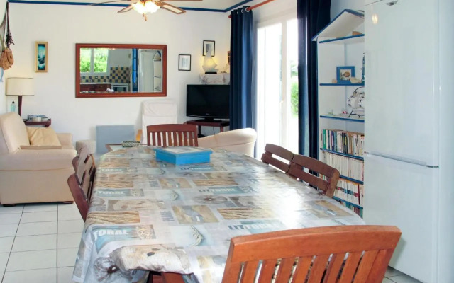 Holiday Home Ty Bihan - LOY114