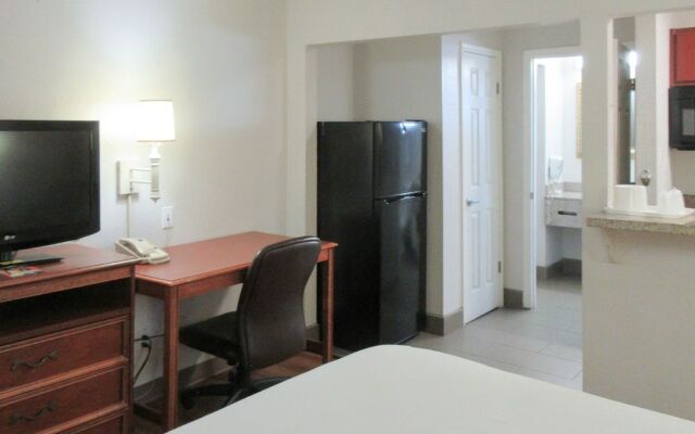 Studio 6 Phoenix Scottsdale West