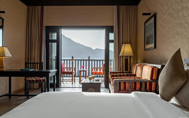 Atana Musandam Resort