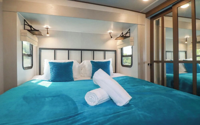 Tickeydoo, Tor Down Quarry