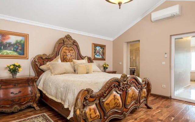 Apartments Villa BV