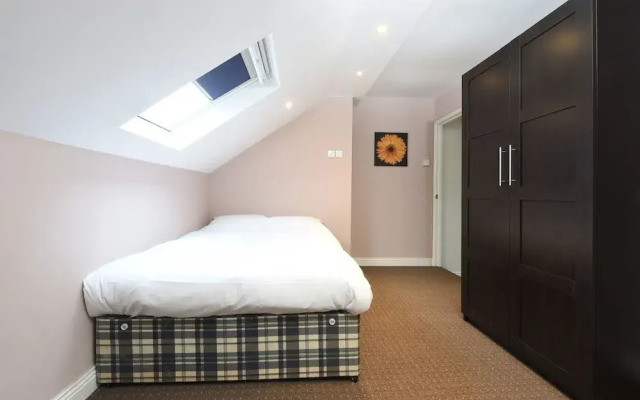 Meanwood Leeds Slp 19