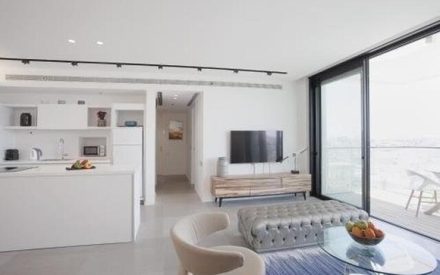 Holiday Rentals TLV-Sea Side