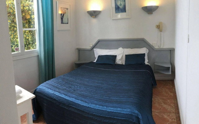 Hotel Normandy