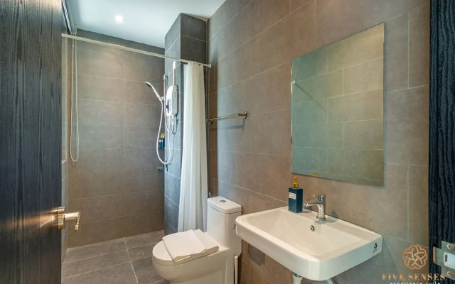 Neu Suites Residence Kuala Lumpur, Roam