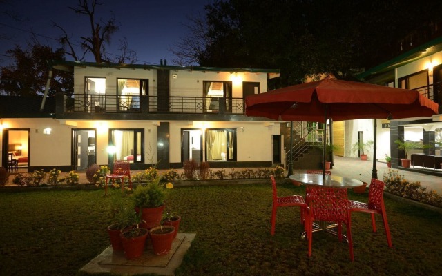 Raj Bilas Palace