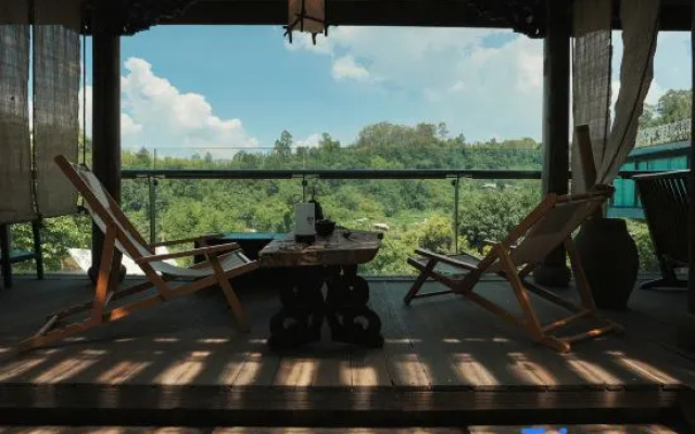 Oriental Tea Haven – Outside – Chongqing