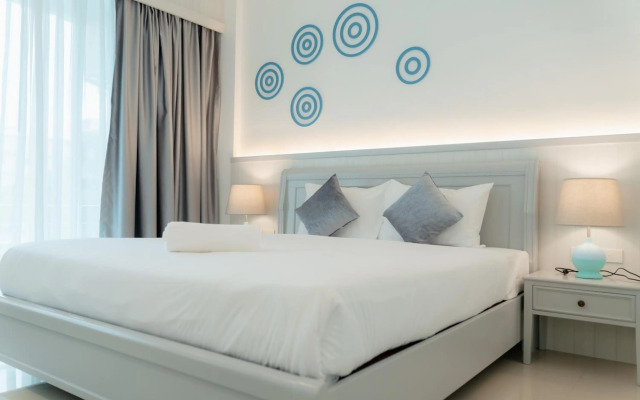 Apo Hotel