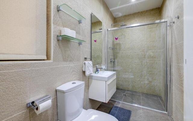 Stylish 3 Bedroom Holiday Apartment in St Julians