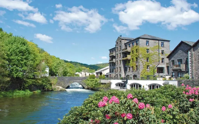 Whitewater Spa & Leisure Club