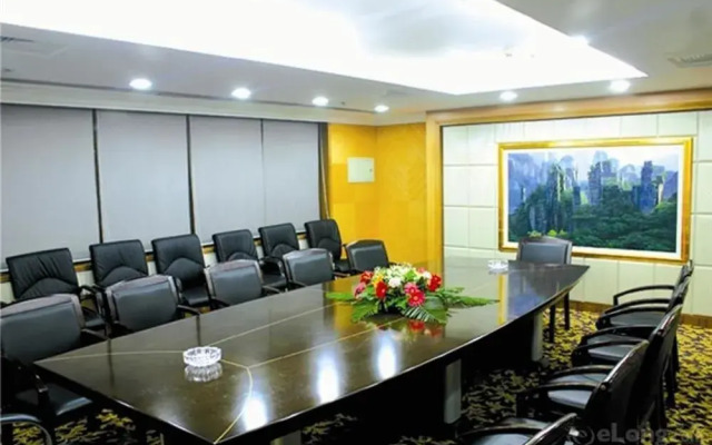 Chengde Jing Cheng Hotel