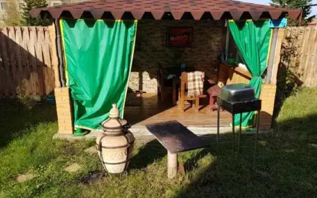 Gostevoy dom na Zhdanova