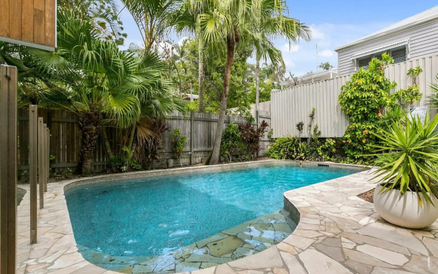 Depper St Large Luxury Residence Entire House