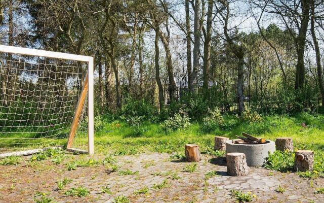 Peaceful Holiday Home in Jutland near Holme Beach