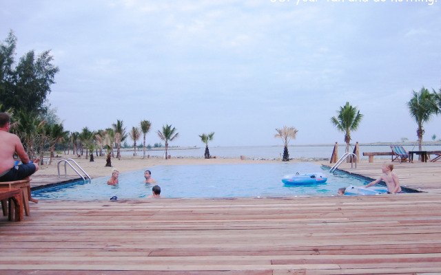 Lawana Escape Beach Resort