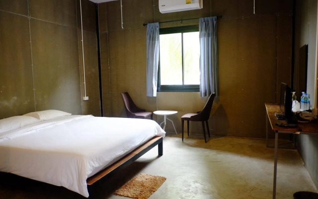 Nokhook House Trang - Hostel