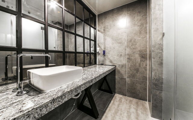 SOYU Hotel