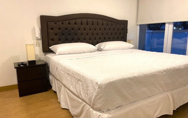 Redibuk - Luxury duplex 1BR Miraflores