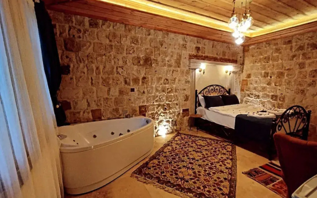 Yamak Stone House