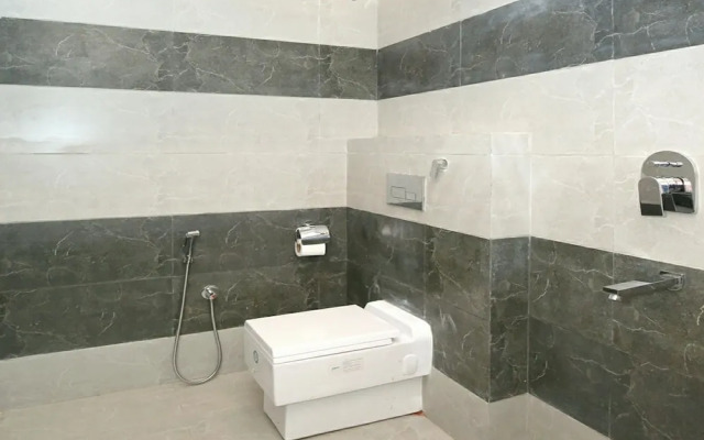 Capital O 322 Hotel Royal
