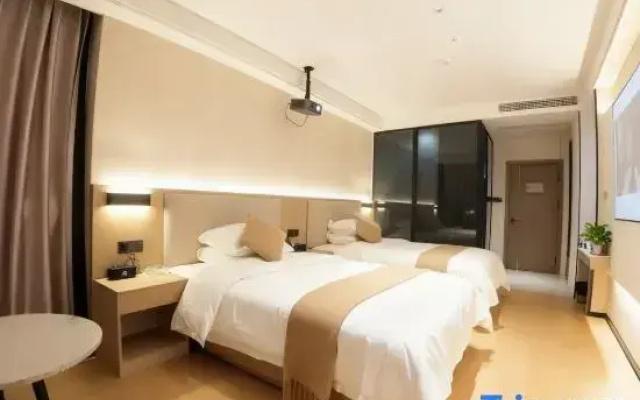 Yaxuan Smart Hotel