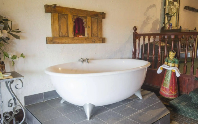 Casuarina Motel Suites