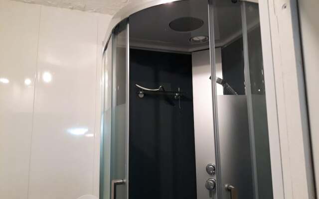 Studio in Saint-apollinaire, With Shared Pool, Enclosed Garden and Wifi