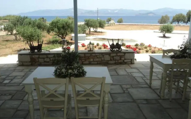 Agrabeli Mare Apartments