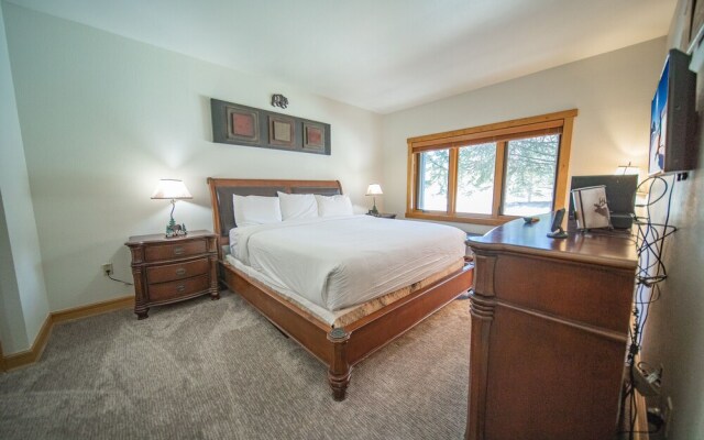 Chateaux Dumont2704