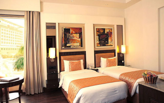 Inde Hotel Signature Tower