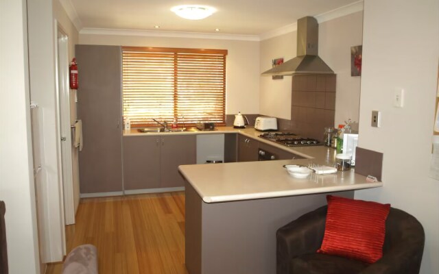 Baudins Bed & Breakfast - Adults Only
