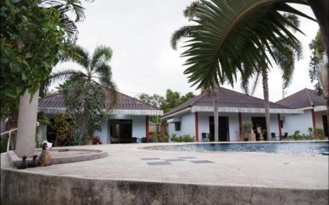 MaikhaoBeach Home