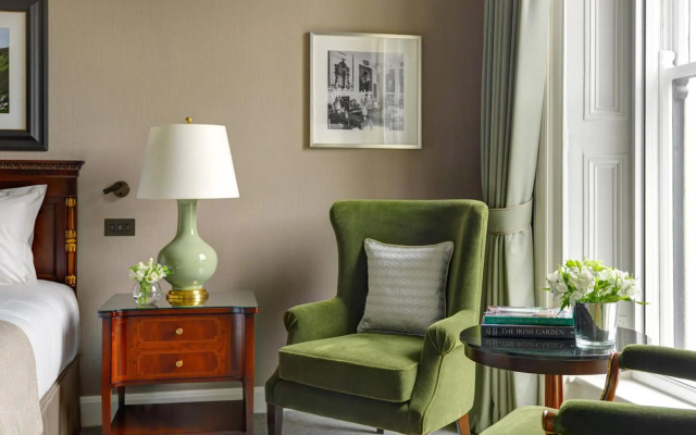 The Shelbourne, Autograph Collection