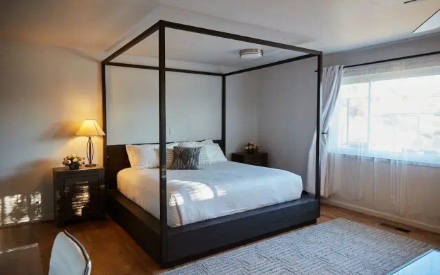 Bed & Barrel at Stonehouse Cellars