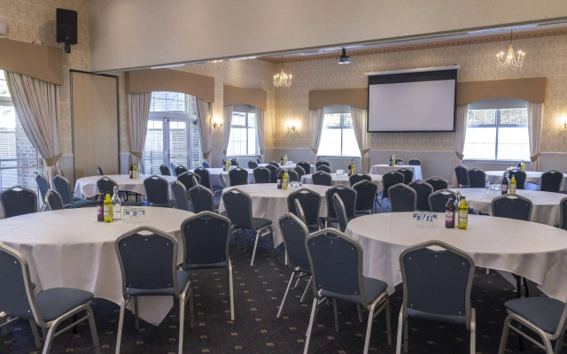 Best Western Plus Kenwick Park Hotel