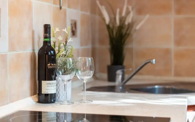 Studio Warsaw Wilcza by Renters