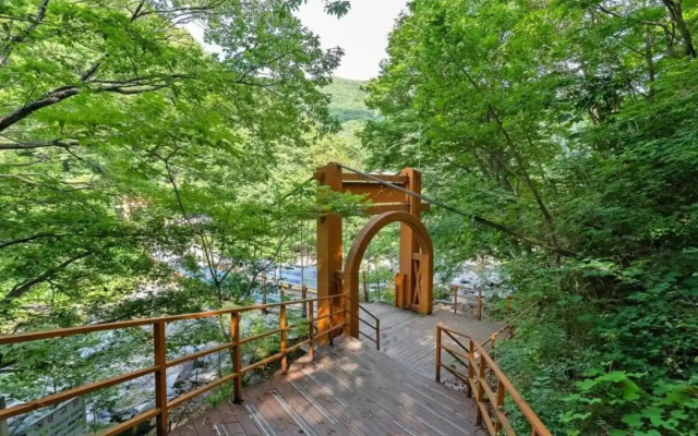 Ulsan Chereville Pension(철구소쉐르빌펜션)