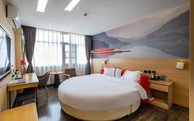 Thank Inn Plus Hotel Yunnan Honghe Gejiu City Renmin Road