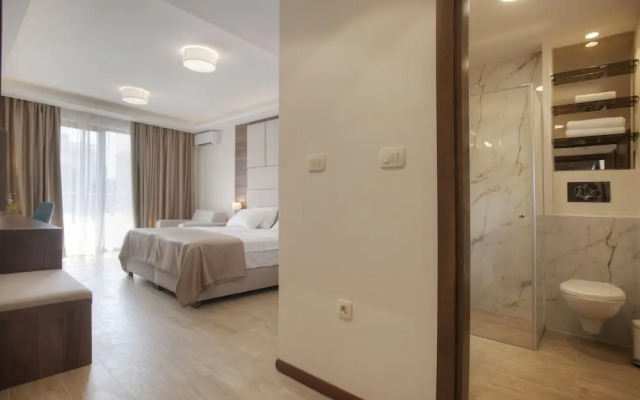 Hotel Twelve by Aycon