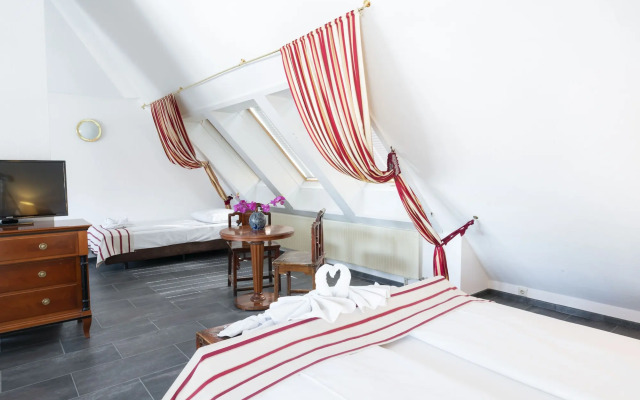 Hotel Astoria am Urachplatz