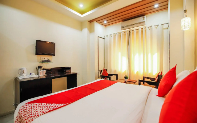 OYO 24266 Hotel Gazebo