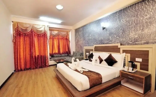 Hotel Royal Grand - Manali