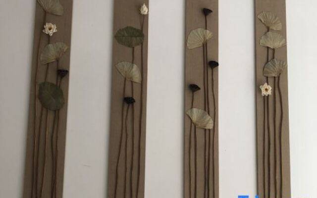 Xiaoshuchuan Riverside View Guesthouse (Zhenyuan Ancient Town)