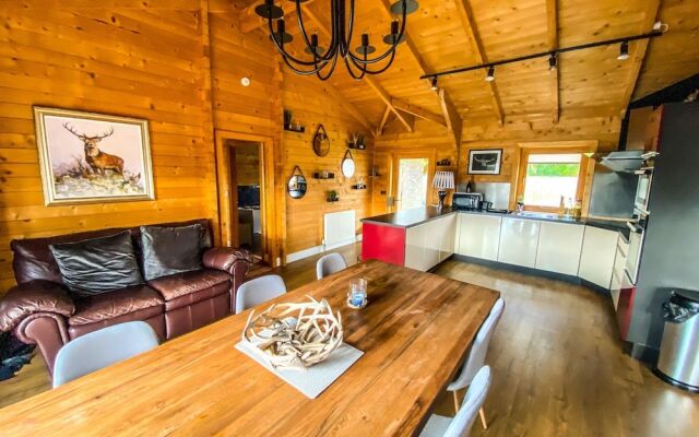 Beautiful 3-bed Luxury Private Lodge in York