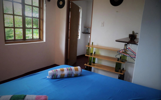 La Familia Guest House and Natural Farm